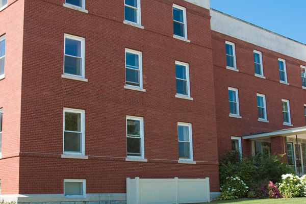 Picture of Larsen Hall