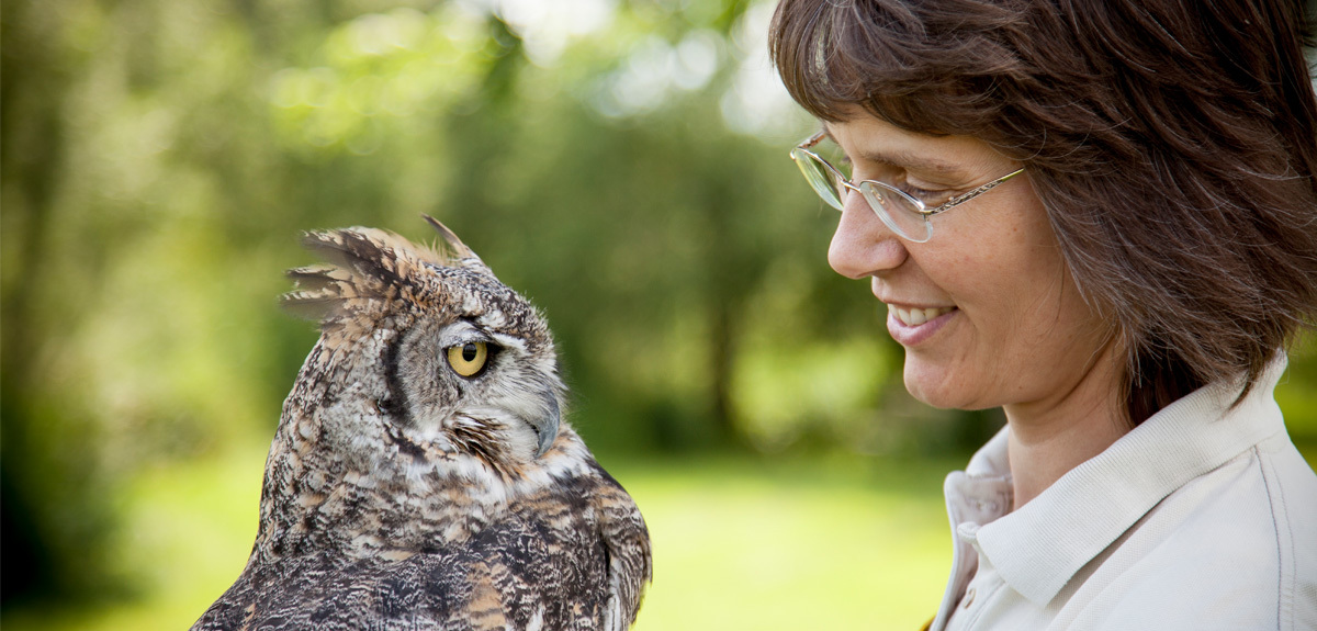 Portrait of Karla Bloem with an Owl