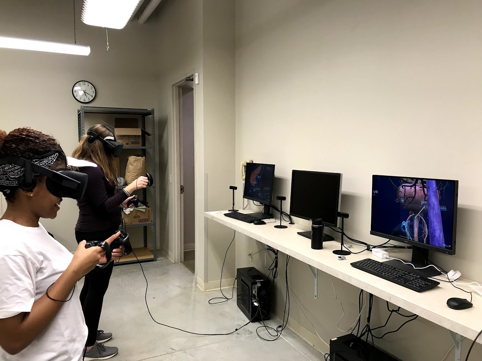 Luther students use VR headsets to explore the human body and disease.