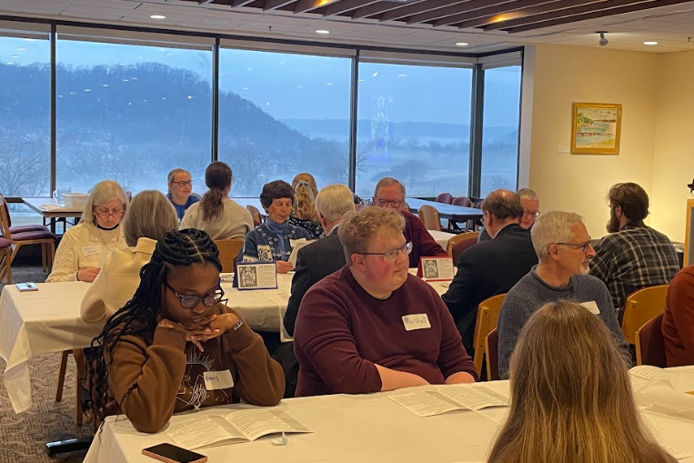Holy Week Dinner Worship Attendees