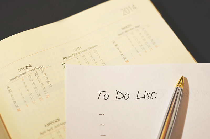 to do list on above calendar
