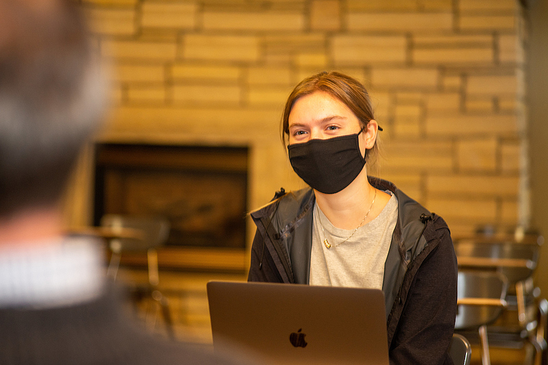 student learns of the responsibility's of social media