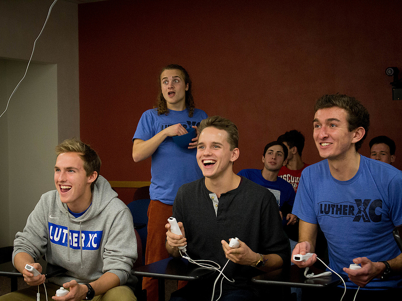 students play multi-player game on Wii console