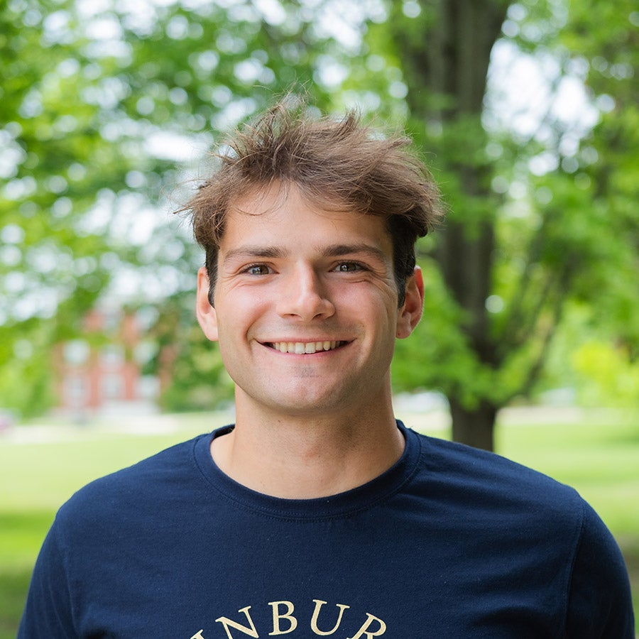 Luke Westholder ’25 head shot