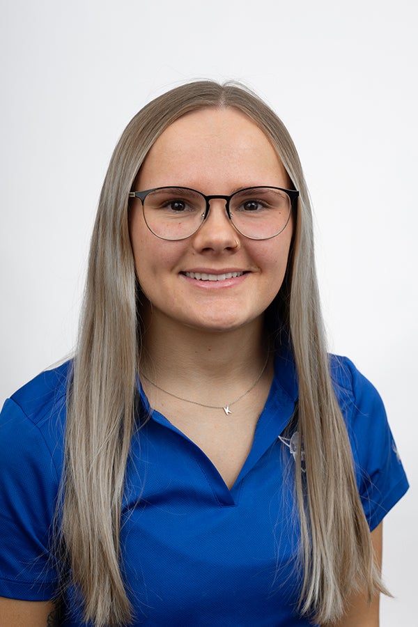 Kate Benzing portrait