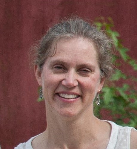 Jenny Kunka Headshot